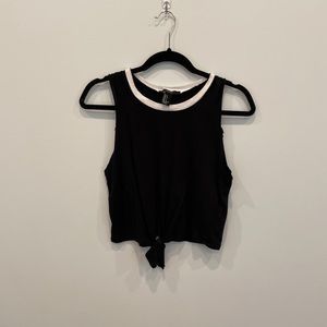 Forever 21 Black Tie Tank Top Size S